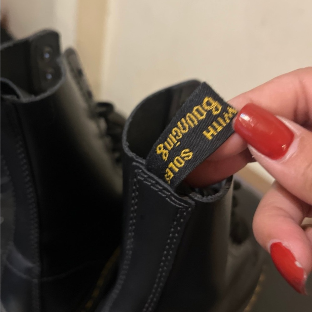 Boots - Picture 7 of 7
